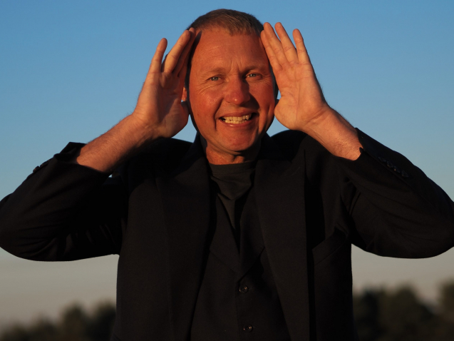 Nick Clarke plays peekaboo